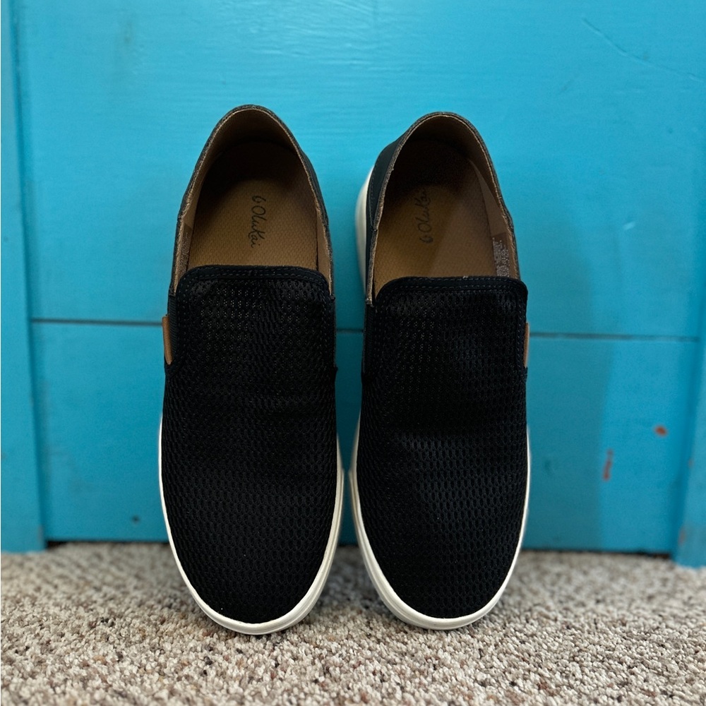 OluKai Black Sneakers with Textured Upper and Rubber Sole